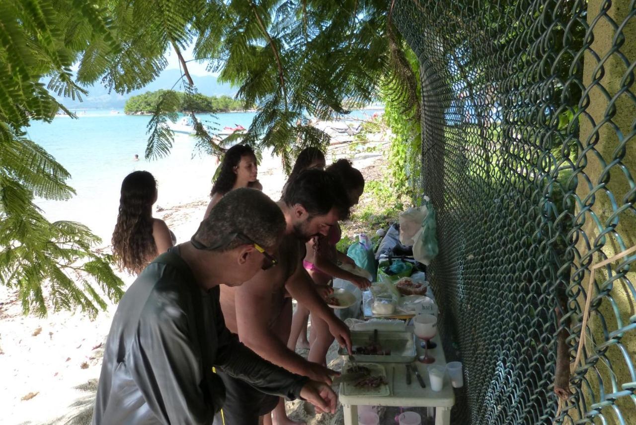 Kitnet Aconchegante A 200M Da Praia Lägenhet Angra dos Reis Exteriör bild